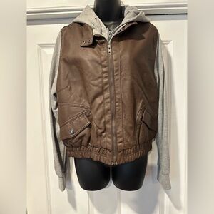 Brown and Gray Leather Jacket with Ribbed Cuffs and Fitted Silhouette